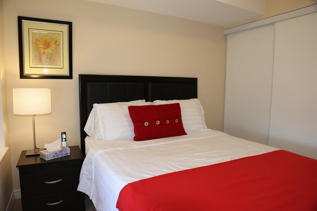 Duke Furnished Suites - Mississauga City Centre Room photo